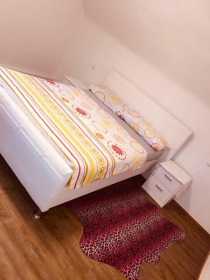 מלון Untergruppenbach Gaststaette Lin Garden מראה חיצוני תמונה